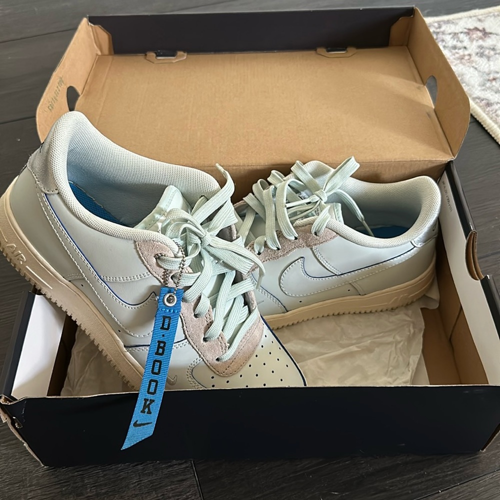 Devin Booker Women’s AF1’s 🔥